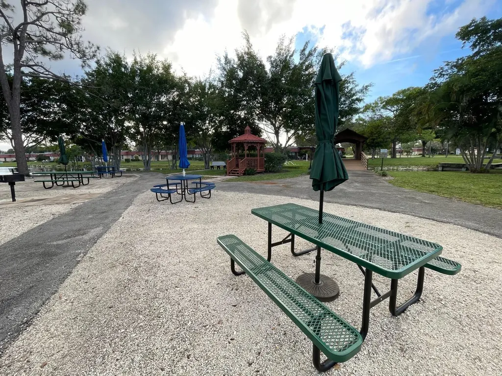 127 Amherst Lane Lake Worth FL 33467