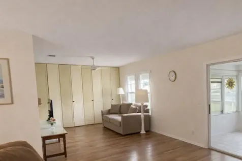 127 Amherst Lane Lake Worth FL 33467