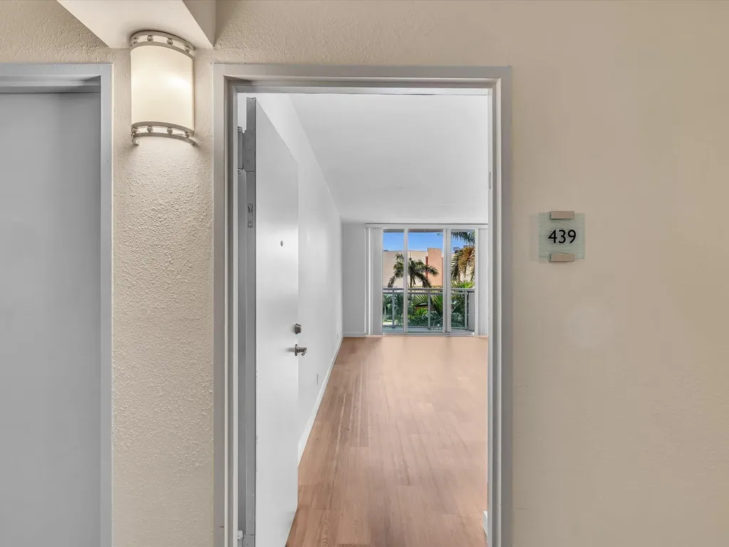 3001 S Ocean Drive Hollywood FL 33019