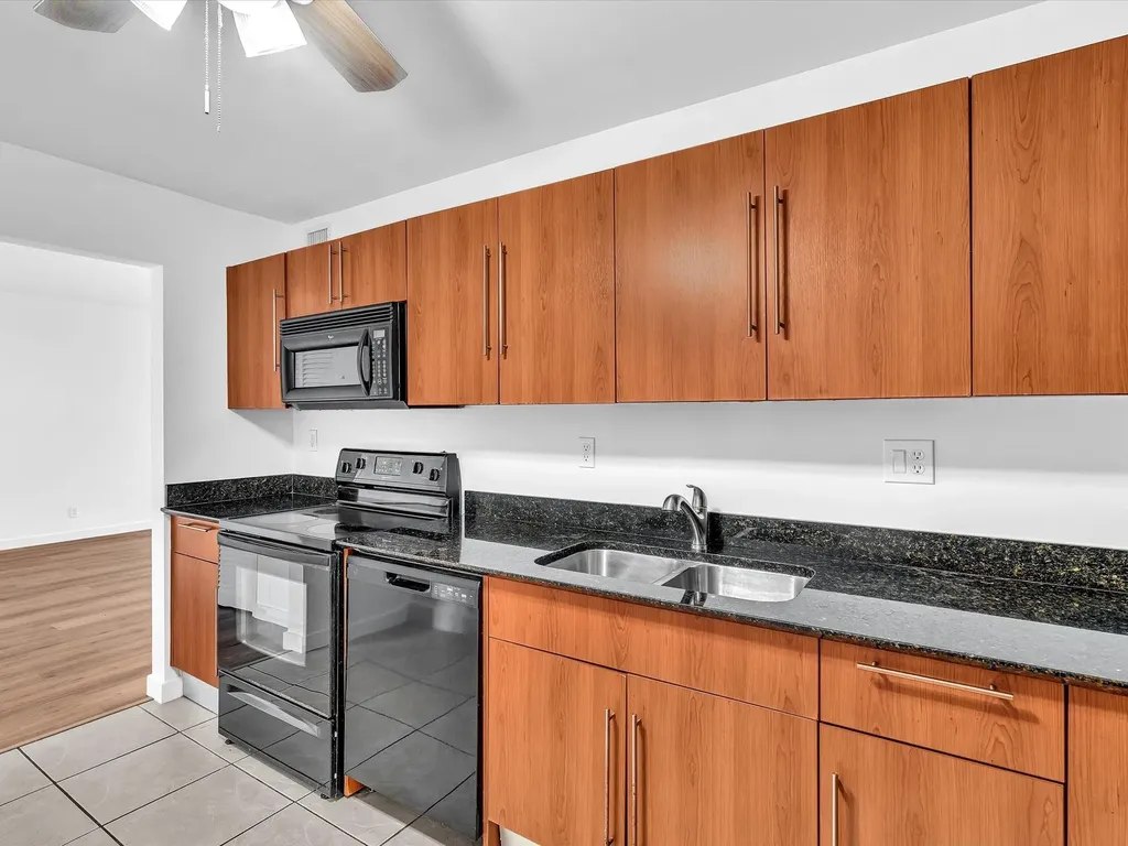 3001 S Ocean Drive Hollywood FL 33019