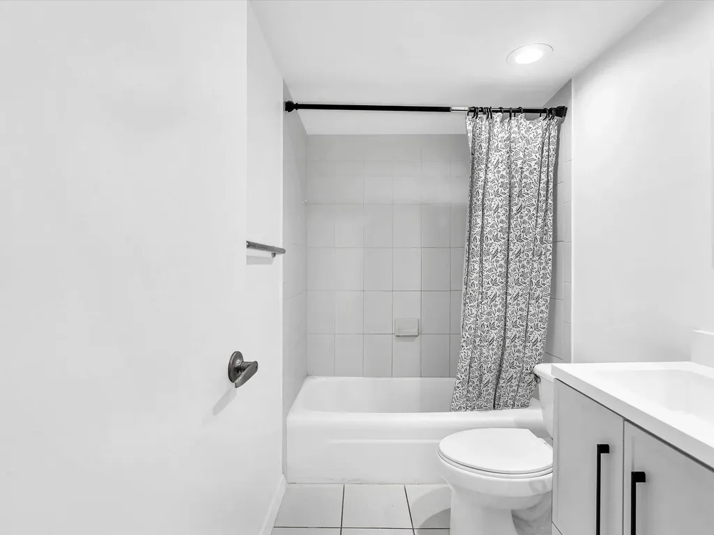 3001 S Ocean Drive Hollywood FL 33019