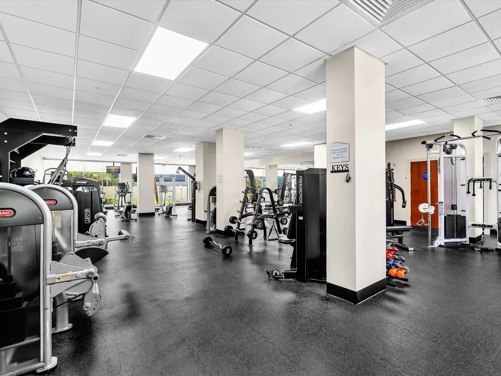 3001 S Ocean Drive Hollywood FL 33019