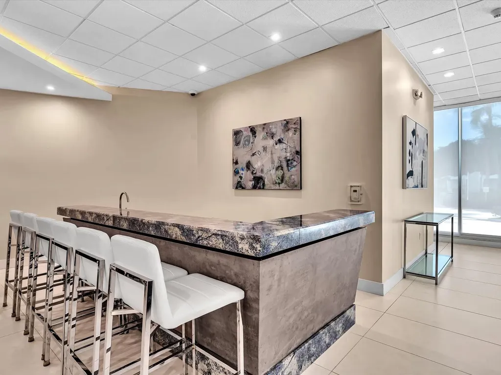 3001 S Ocean Drive Hollywood FL 33019
