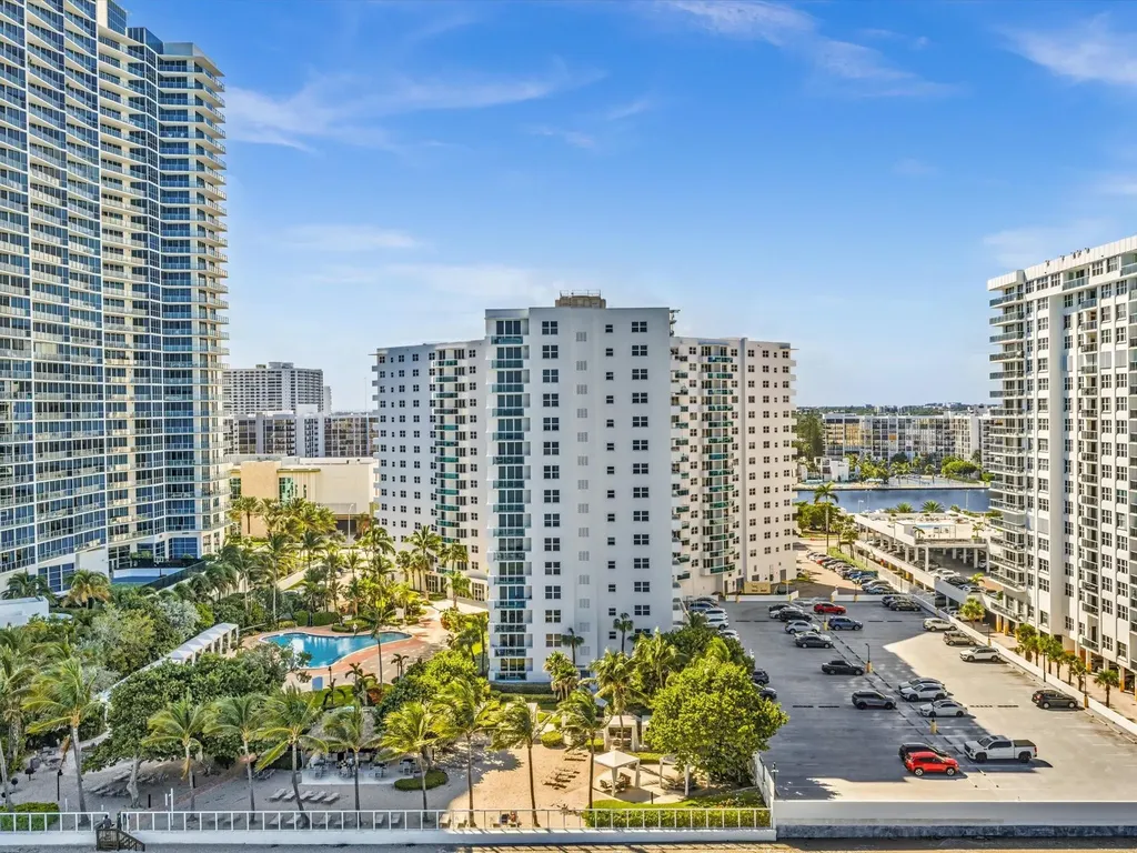 3001 S Ocean Drive Hollywood FL 33019