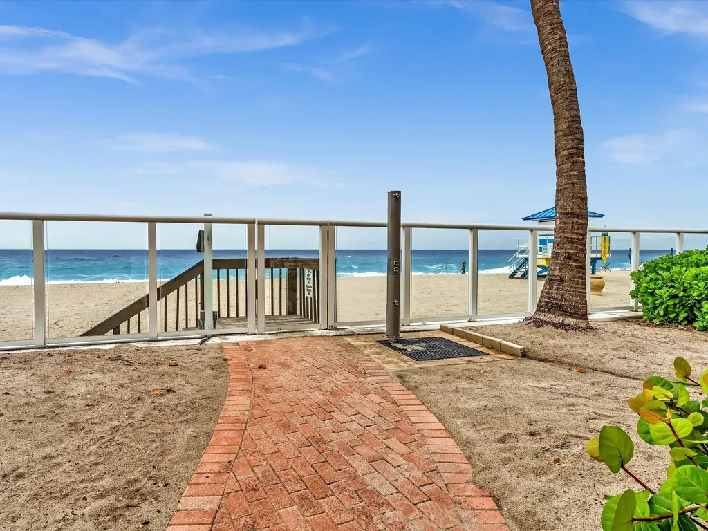 3001 S Ocean Drive Hollywood FL 33019
