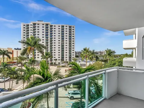 3001 S Ocean Drive Hollywood FL 33019