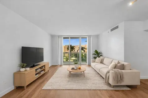 3001 S Ocean Drive Hollywood FL 33019