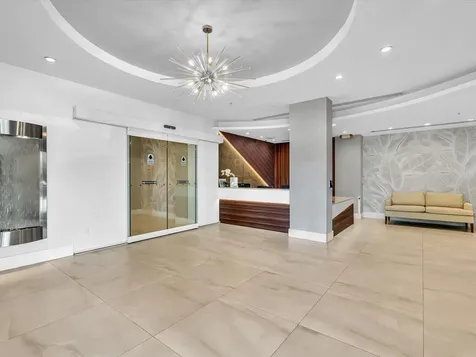 3001 S Ocean Drive Hollywood FL 33019