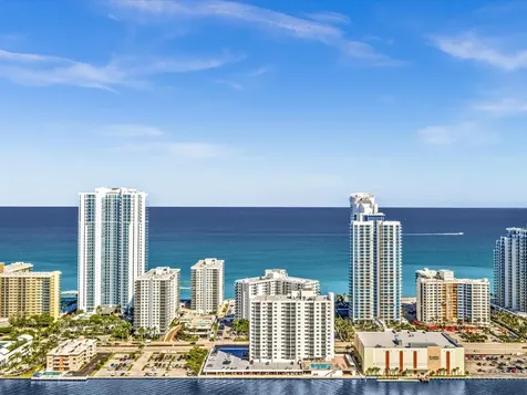 3001 S Ocean Drive Hollywood FL 33019