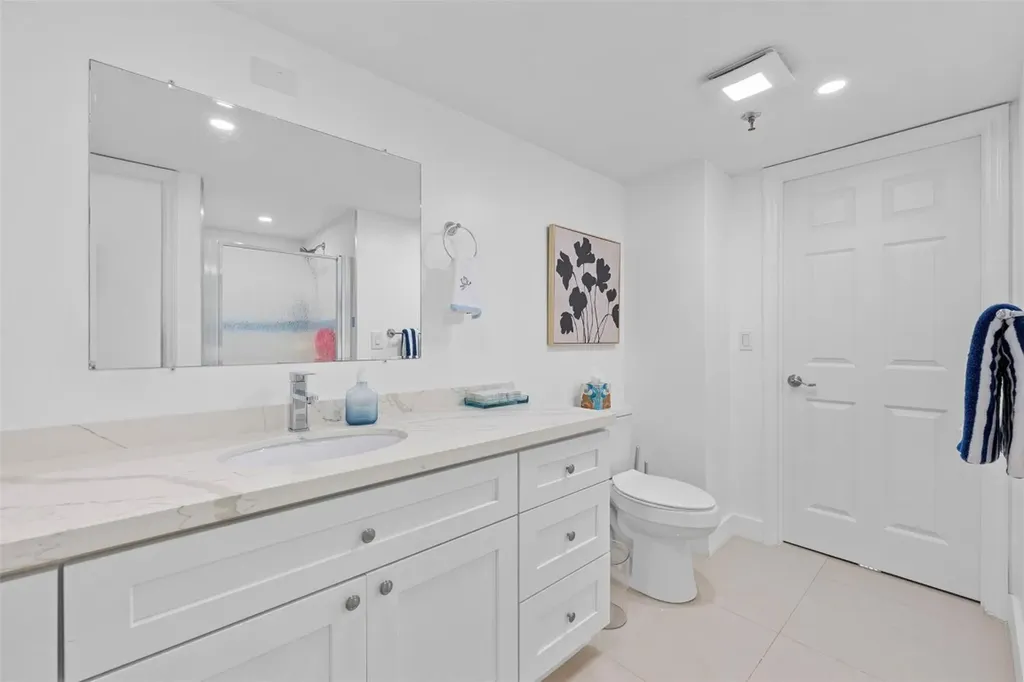 2202 S Cypress Bend Drive Pompano Beach FL 33069