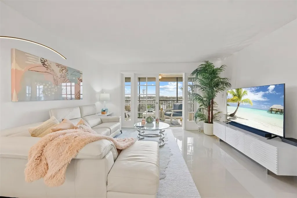 2202 S Cypress Bend Drive Pompano Beach FL 33069