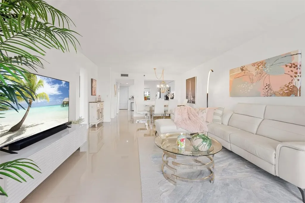 2202 S Cypress Bend Drive Pompano Beach FL 33069