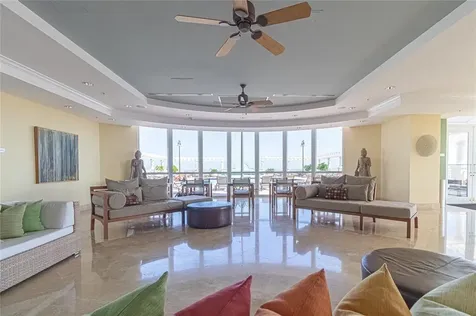 511 SE 5th Avenue Fort Lauderdale FL 33301