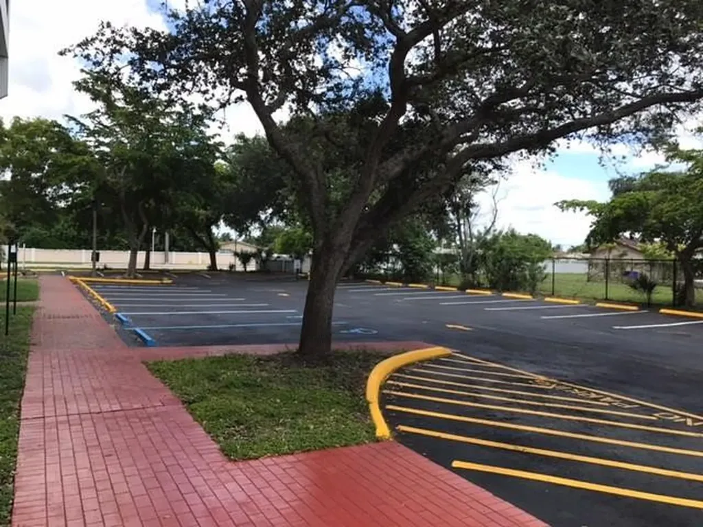 840 SW 81st Avenue North Lauderdale FL 33068