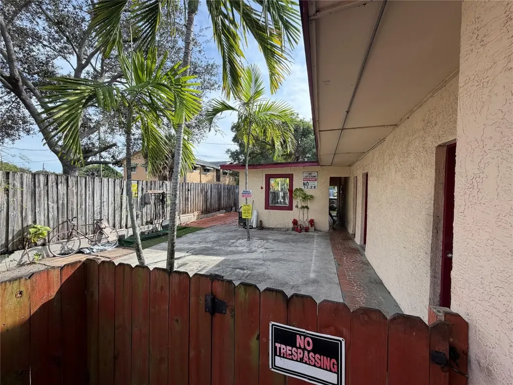 1536 NW 6th Street Fort Lauderdale FL 33311
