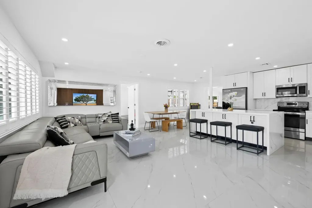 865 NE 23rd Terrace Pompano Beach FL 33062