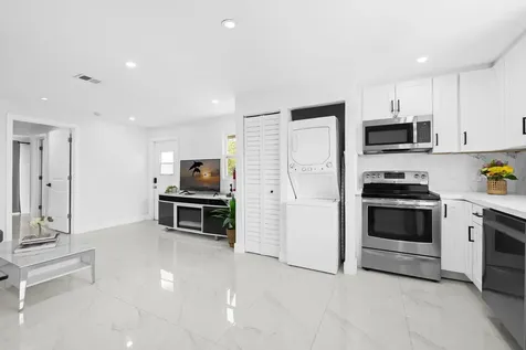 865 NE 23rd Terrace Pompano Beach FL 33062
