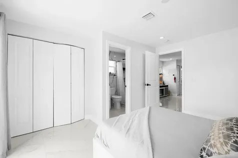 865 NE 23rd Terrace Pompano Beach FL 33062