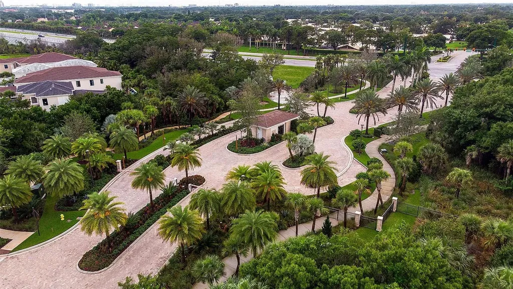 13270 Artisan Circle Palm Beach Gardens FL 33418