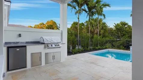 13270 Artisan Circle Palm Beach Gardens FL 33418