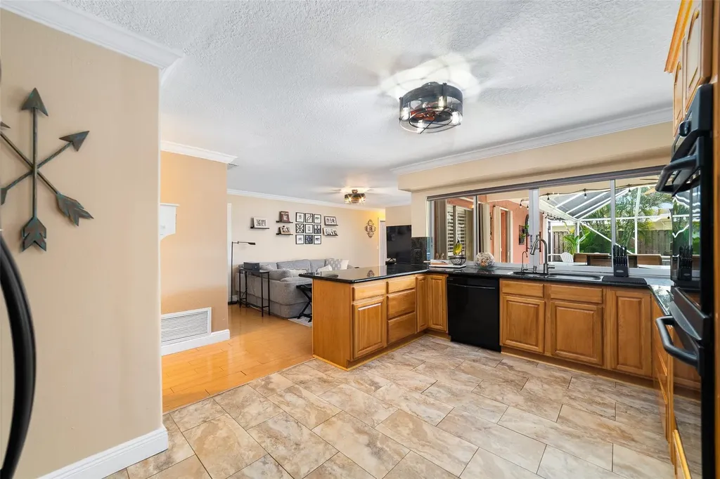 10510 NW 24 Street Sunrise FL 33322