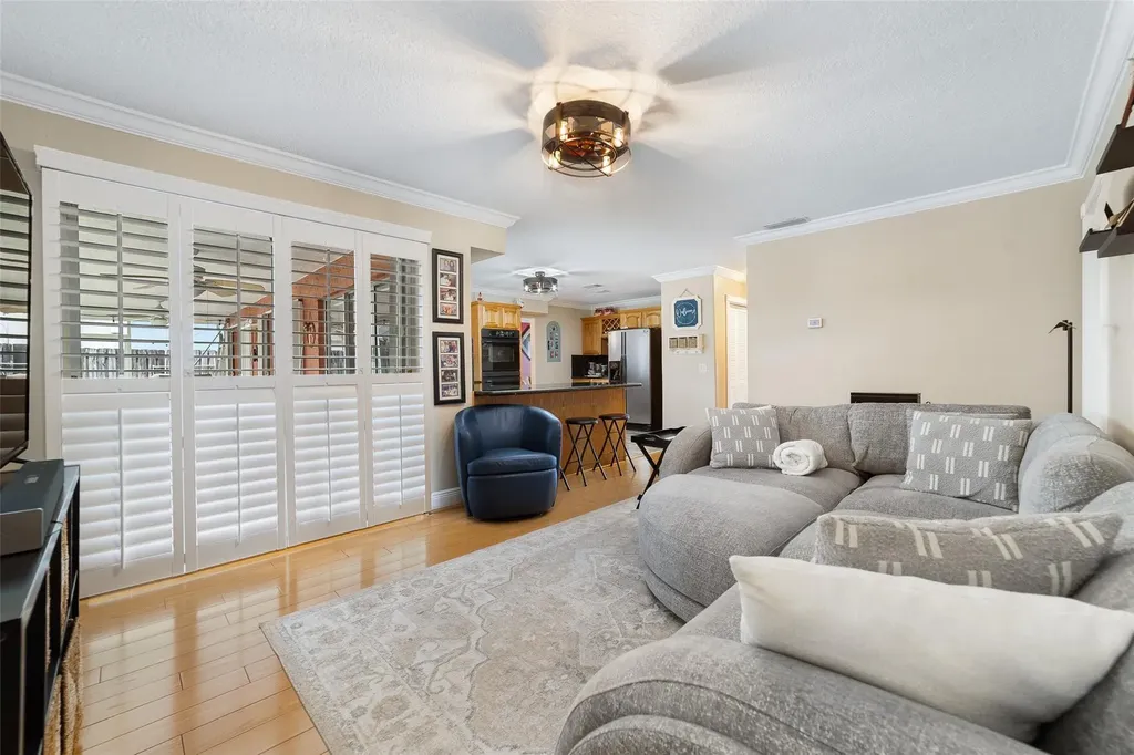 10510 NW 24 Street Sunrise FL 33322