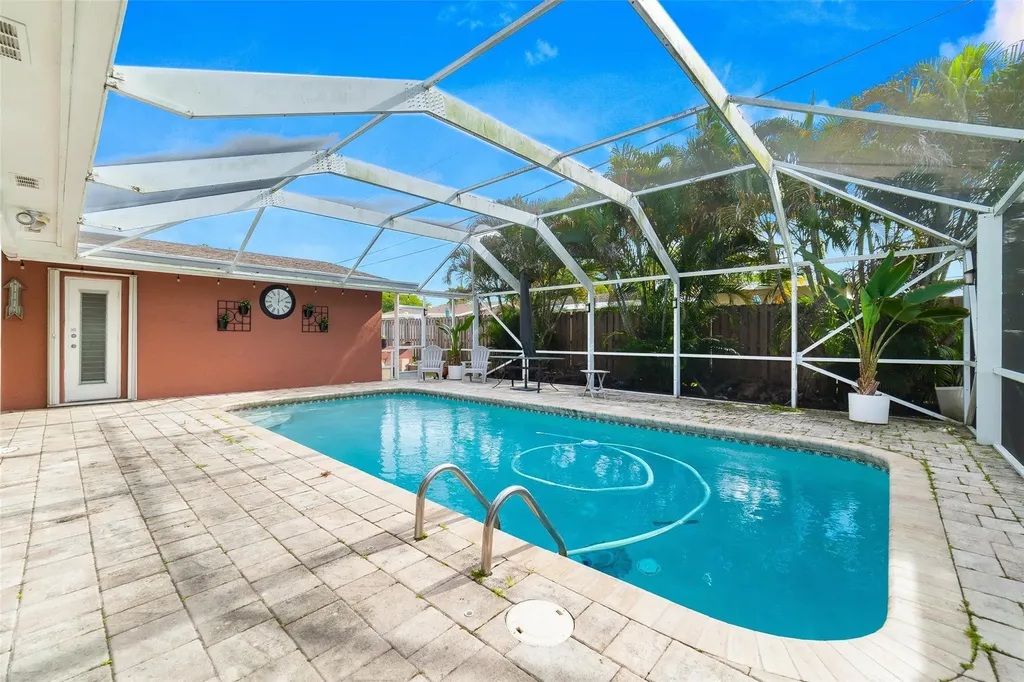 10510 NW 24 Street Sunrise FL 33322