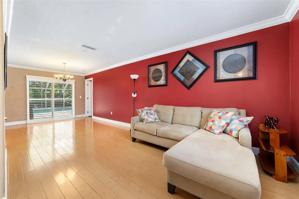 10510 NW 24 Street Sunrise FL 33322