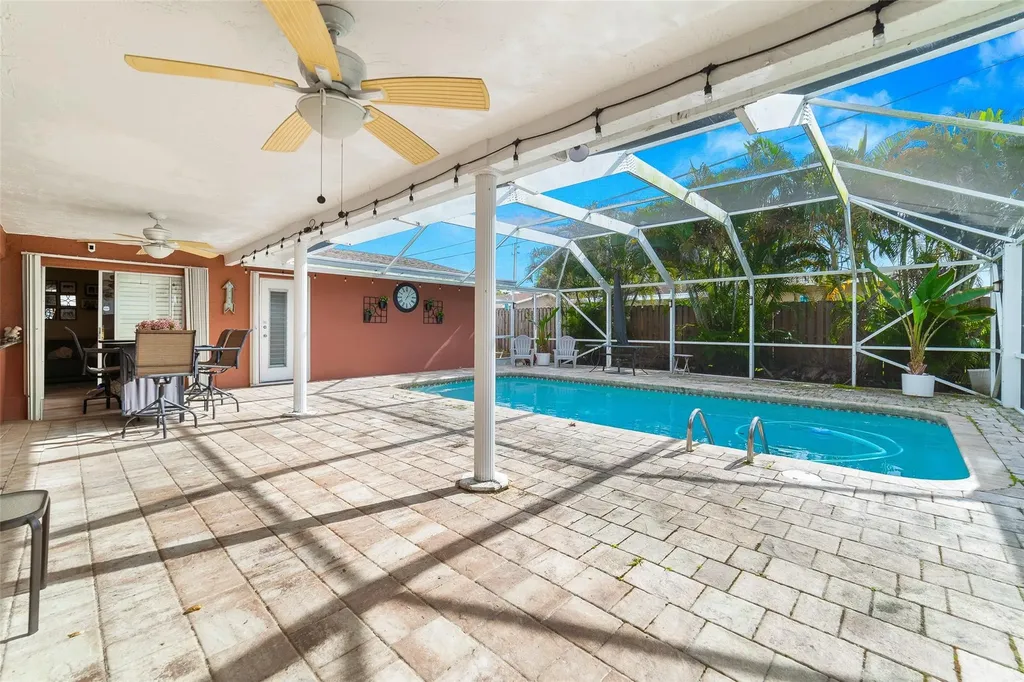 10510 NW 24 Street Sunrise FL 33322