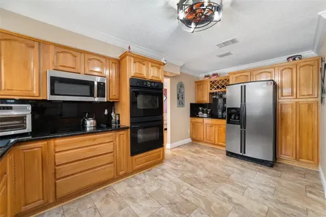 10510 NW 24 Street Sunrise FL 33322
