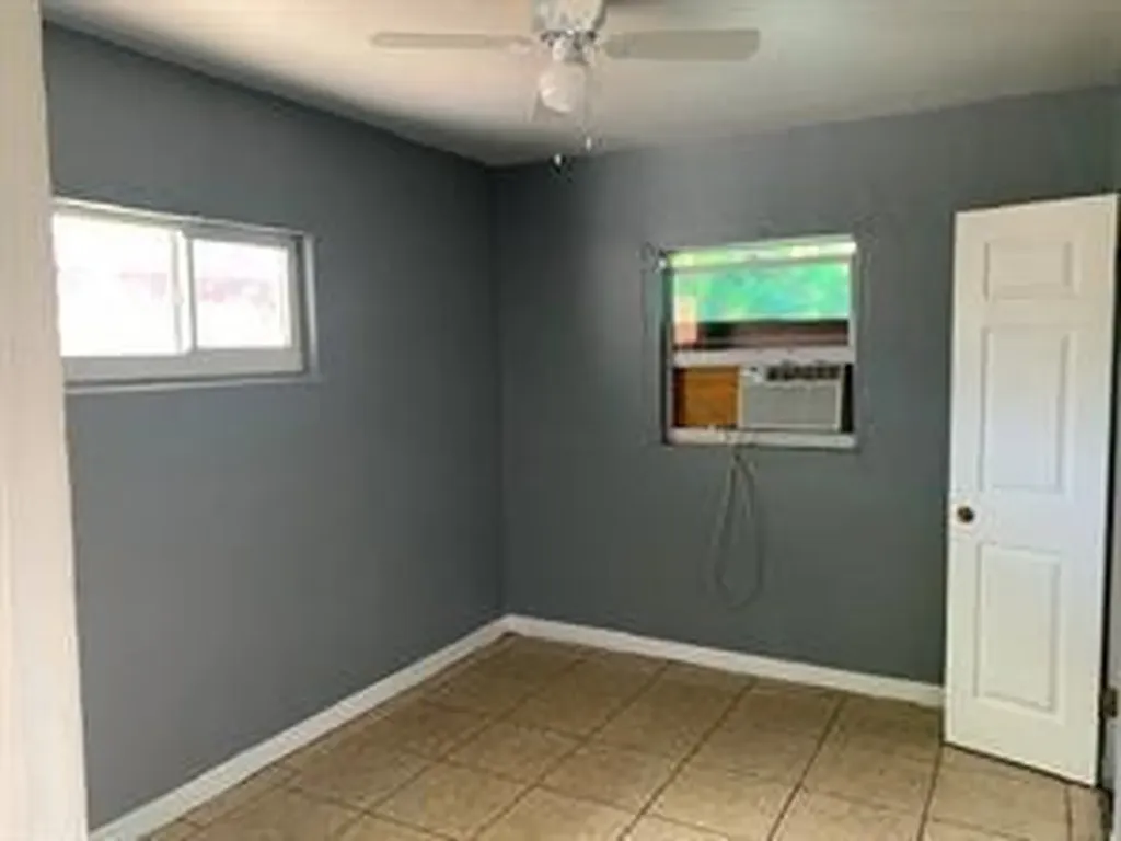 911 NW 12th Avenue Fort Lauderdale FL 33311