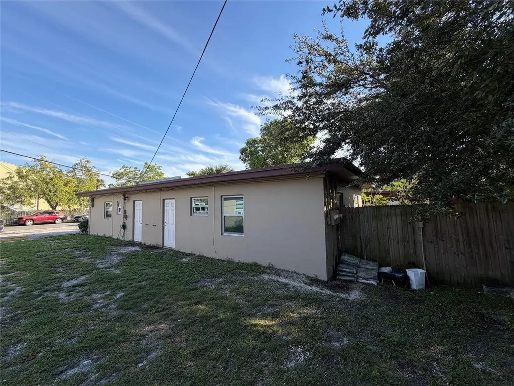 911 NW 12th Avenue Fort Lauderdale FL 33311