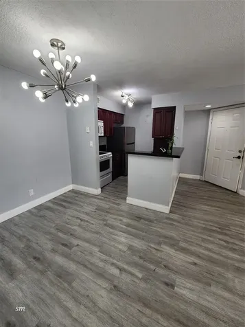 2736 S University Drive Davie FL 33328