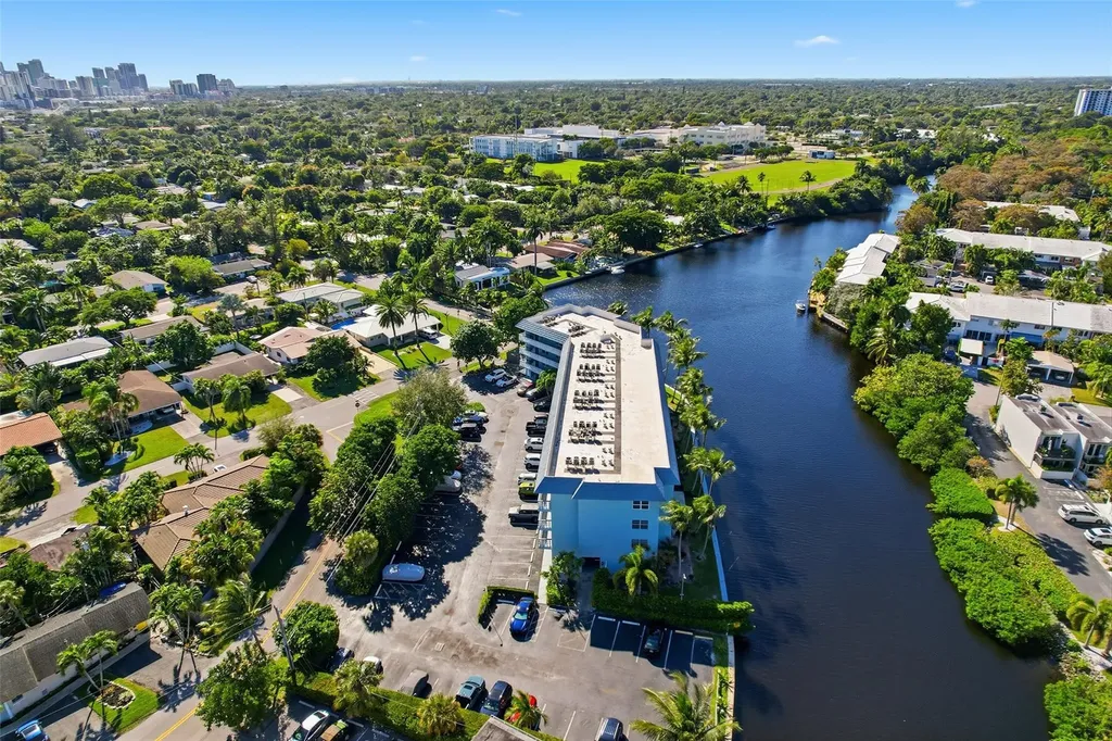 801 NE 18th Court Fort Lauderdale FL 33305