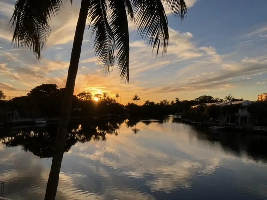 801 NE 18th Court Fort Lauderdale FL 33305