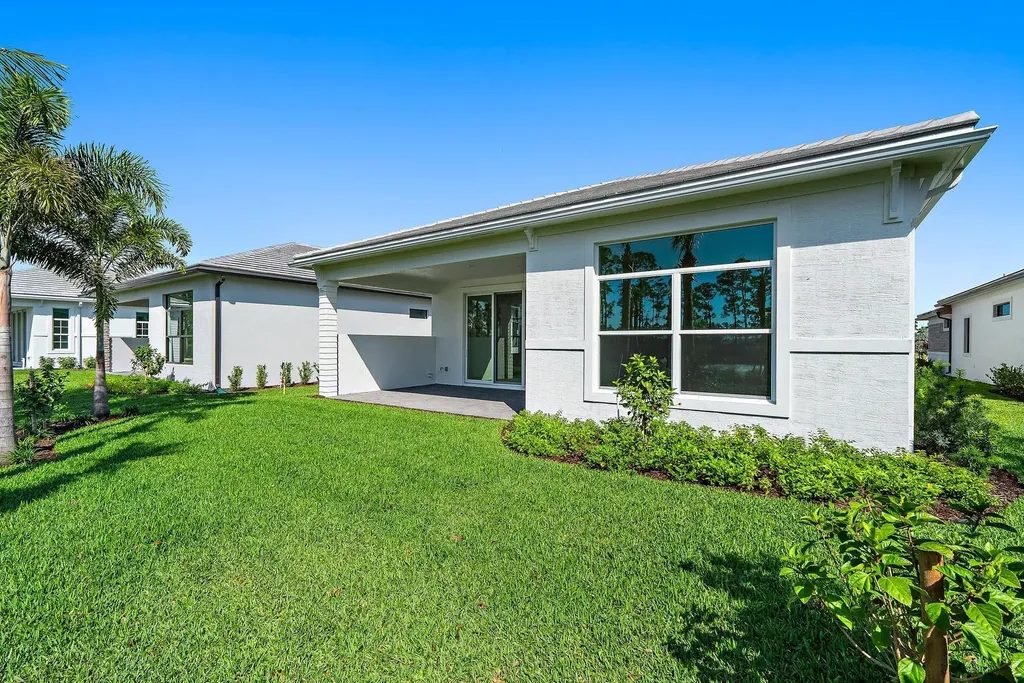 9607 St Germain Drive Palm Beach Gardens FL 33412
