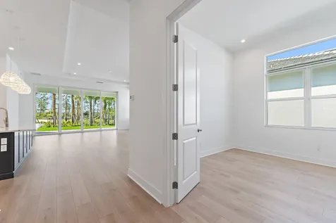 9607 St Germain Drive Palm Beach Gardens FL 33412
