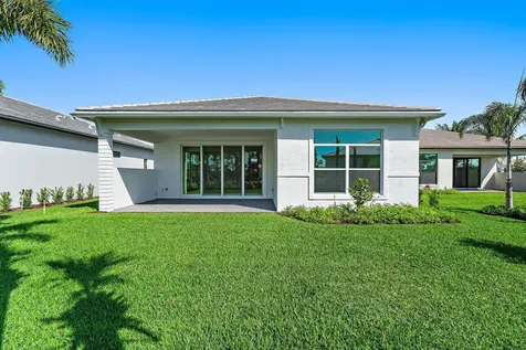 9607 St Germain Drive Palm Beach Gardens FL 33412