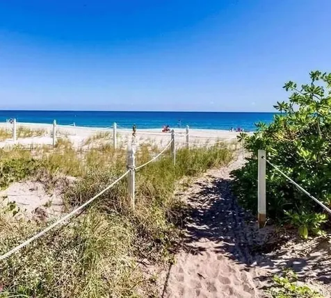 1461 S Ocean Boulevard Lauderdale By The Sea FL 33062