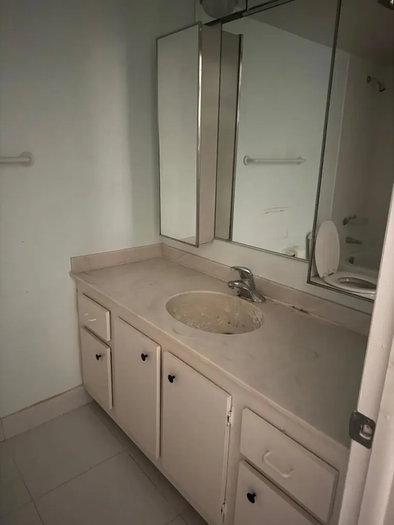 5301 NW 2nd Avenue Boca Raton FL 33487