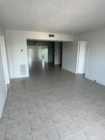 4164 Inverrary Drive Lauderhill FL 33319