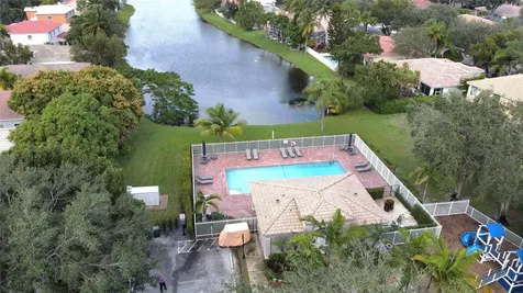 4480 NW 42nd Terrace Coconut Creek FL 33073