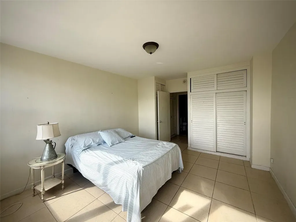 3200 NE 36th Street Fort Lauderdale FL 33308