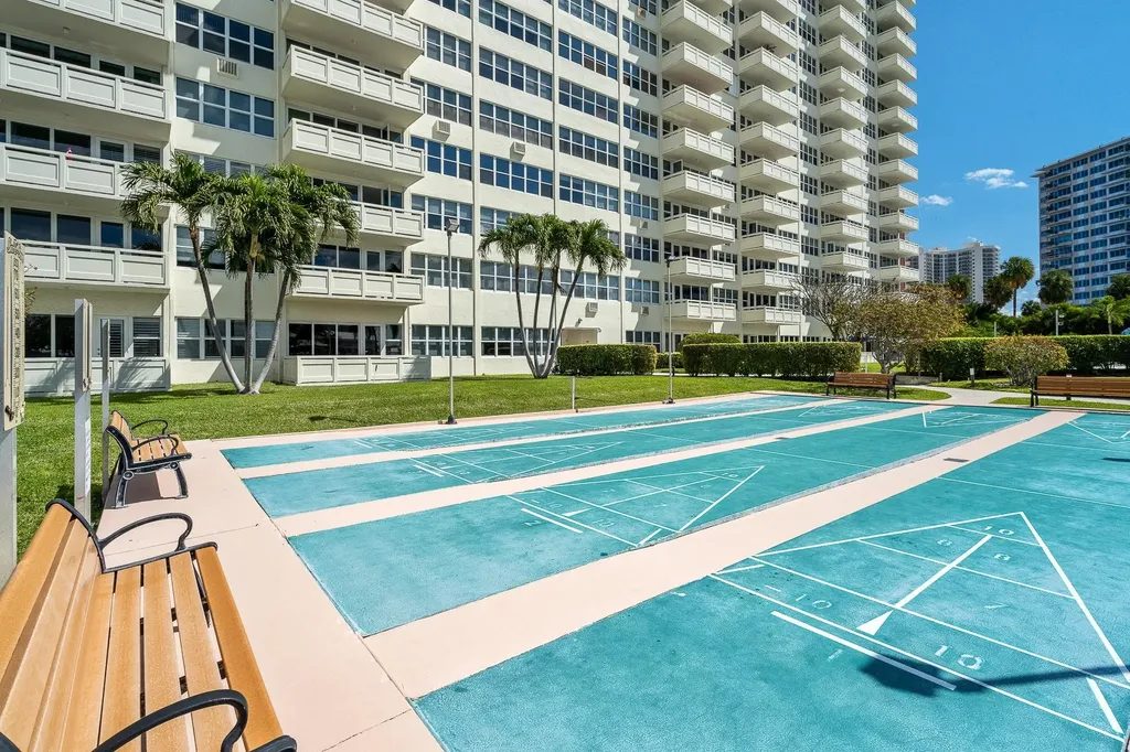 3200 NE 36th Street Fort Lauderdale FL 33308