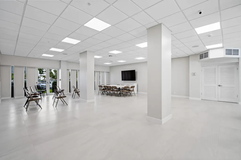 3200 NE 36th Street Fort Lauderdale FL 33308