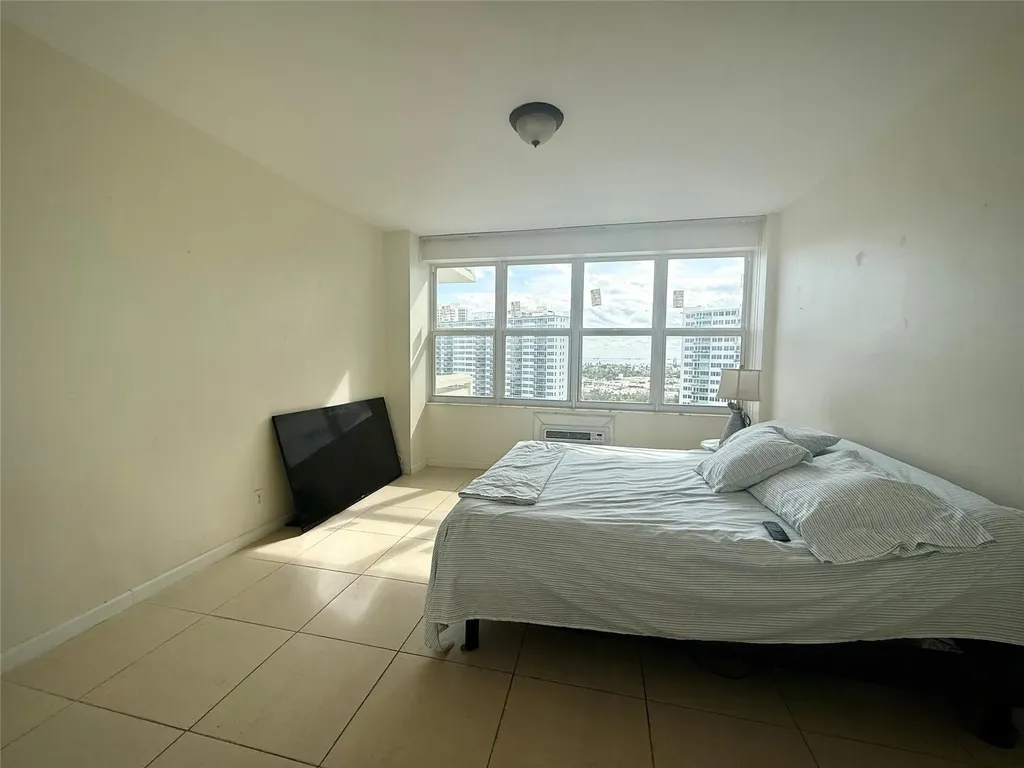 3200 NE 36th Street Fort Lauderdale FL 33308
