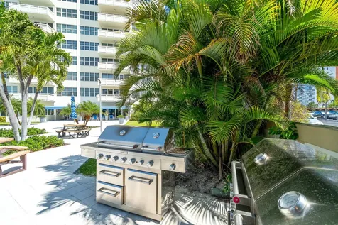 3200 NE 36th Street Fort Lauderdale FL 33308