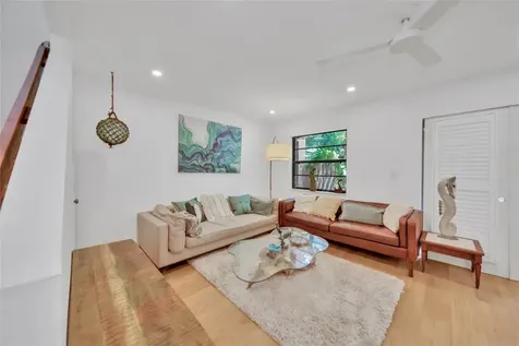 200 NE 17th Court Fort Lauderdale FL 33305