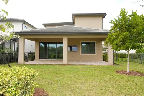 4628 Pinehurst Trail Oakland Park FL 33309