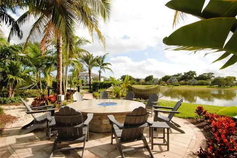 4628 Pinehurst Trail Oakland Park FL 33309